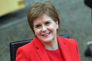 Valget i Skotland i maj kan blive påvirket af førsteministerens håndtering af krænkelsessag.  