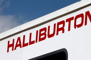 Halliburton nedskrev mandag det sidste af sin forretning i det kriseplagede land.