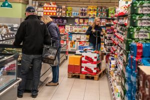     Dagligvarekoncernen Coop Danmark har store ambitioner for dens nye nye discountkæde Coop 365. Den har indtil nu åbnet ca. 50 butikker. Blandt de første i kæden er en butik i Valby. Foto: Stine Bidstrup.  
