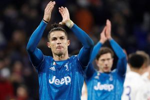 Spillerne i Juventus har accepteret en lønnedgang, der skal hjælpe klubben i coronakrisen.