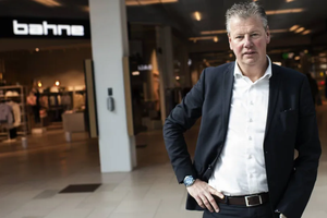 Jesper Faurholdt er chef for Danske Shoppingcentre med 18 af landets store centre. På billedet er Jesper Faurholdt i shoppingcentret City 2 ved Taastrup. Foto: Gregers Tycho/ERH