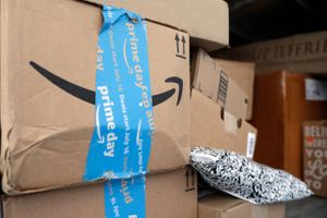 Den amerikanske e-handels-gigant lancerer nu et medlemsprogram i Sverige, der skal skaffe loyale kunder. 200 mio. forbrugere rundt om i verden betaler aktuelt til Amazon Prime.