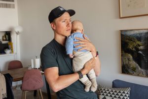 Den danske cykelprofil Michael Valgren kom i livsfare, da han traf en risikabel beslutning i sommeren 2022. Siden da har han og familien forsøgt at genskabe det fundament, der snart vil ændre sig igen med flytningen hjem til Danmark.