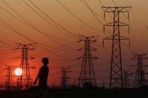 Sydafrikas store el-problemer har fået regeringen til at satse på vedvarende energi. En satsning der giver gode muligheder for den danske eksport. Foto: Siphiwe Sibeko/Reuters/Ritzau Scanpix