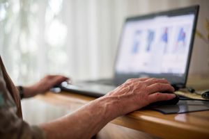 Finanssektorens Arbejdsgiverforening (FA) og Forsikringsforbundet er blevet enige om en ny overenskomst for 10.400 ansatte i forsikrings- og pensionsselskaberne.