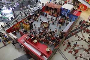 As part of the LEGO® NINJAGO tour in China, the Grandview Mall in Guangzhou was transformed into a LEGO NINJAGO-themed world. Children and their parents were encouraged to interact with one another by building with LEGO bricks and completing several fun, creative and engaging tasks. juni 2015. Foto: Lego