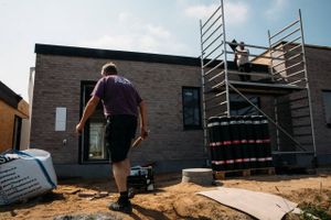 Ingen modregning i folkepensionen er en langt billigere måde at få mere arbejdskraft på end ved at sænke topskatten, vurderer en ekspert.