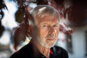 75 år: Som økonomichef tegnede Hans Jørgen Dueholm stregerne til en stribe avisfusioner. I foråret faldt han for aldersgrænsen i Jyllands-Postens fondstyrelse.