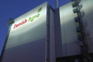 Landbrugskoncernen Danish Agro køber op i Spanien. Købet er en adgangsbillet til Europas hurtigst voksende marked for svinefoder.
