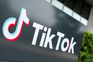 TikTok er en af verdens mest populære apps, især blandt de helt unge brugere. Den har sat rekorder for flest downloads i år. Arkivfoto: Mike Blake/Reuters