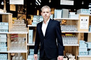 Adm. direktør Mikkel Grene, Søstrene Grene.