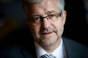 Hvis bagmandspolitiet går efter en personlig bøde til tidligere topchef Allan Søgaard Larsen for sin rolle i Falcks misbrug af dominerende stilling på ambulancemarkedet, vil det blive den første af sin slags.