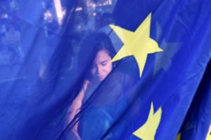 Grækenland har bedt om en hjælpepakke på 53,5 milliarder euro til gengæld for reformer.