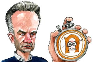 Satire - uge 15: Temligvæmlig.com har stadig ikke fået ørerne ud af mediemaskinen, ligesom containerskibet Ever Given ikke kan få skroget ud af Suez-kanalen. Omvendt kaster Lars Løkke Rasmussen sig frivilligt ind i mediestrømmen med det mindst overraskende politiske projekt i årtier. Der er masser af holde øje med, mens vi venter på den første fadøl i solen.