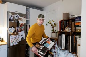 Om en uge skal Brian Mark Hansen, køkkenchef på Søllerød Kro, til Frankrig for at deltage i den internationale kokkekonkurrence Bocuse D'Or. Med en udfordrende hverdag er det vigtigt for ham, at hjemmet er en rolig base – og at der er god plads til kreative udfoldelser i køkkenet. 