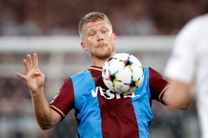 Andreas Cornelius har bestået sit lægetjek og underskrevet femårig aftale med FC København.