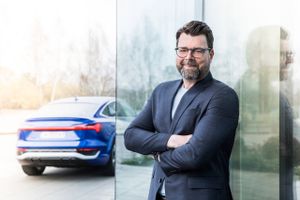 Den elektriske Q6 e-tron, som er første model fra Audi på ny, avanceret platform, er et skridt mod større forskel på elbilerne i VW-koncernen, fortæller Oliver Hoffmann, som er teknisk udviklingschef hos Audi. 