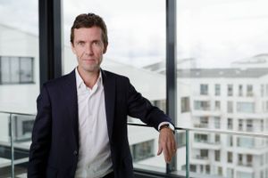 Anders Boyer, finansdirektør i Pandora, er midlertidig chef i firmaet. Han har tidligere været kassemester i Hempel og GN Store Nord. Foto: Pandora