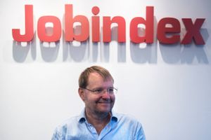 En stigende efterspørgsel efter nye ansatte har fået virksomheder til at lave jobopslag i hobetal på Jobindex, og det får jobportalen til at opjustere forventningerne kraftigt.