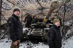Krigen i Ukraine har været ekstremt blodig, og kapløbet om, hvem der hurtigst kan erstatte de sårede og faldne, vil få væsentlig indflydelse på kampenes videre forløb.
