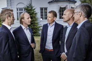 Bestyrelsen er i gang med "at kigge på de alnternative muligheder", den har, siger formand Laurits Bach Sørensen (i midten) efter den udskudte børsnotering. Foto: Nordic Alpha Partners / PR