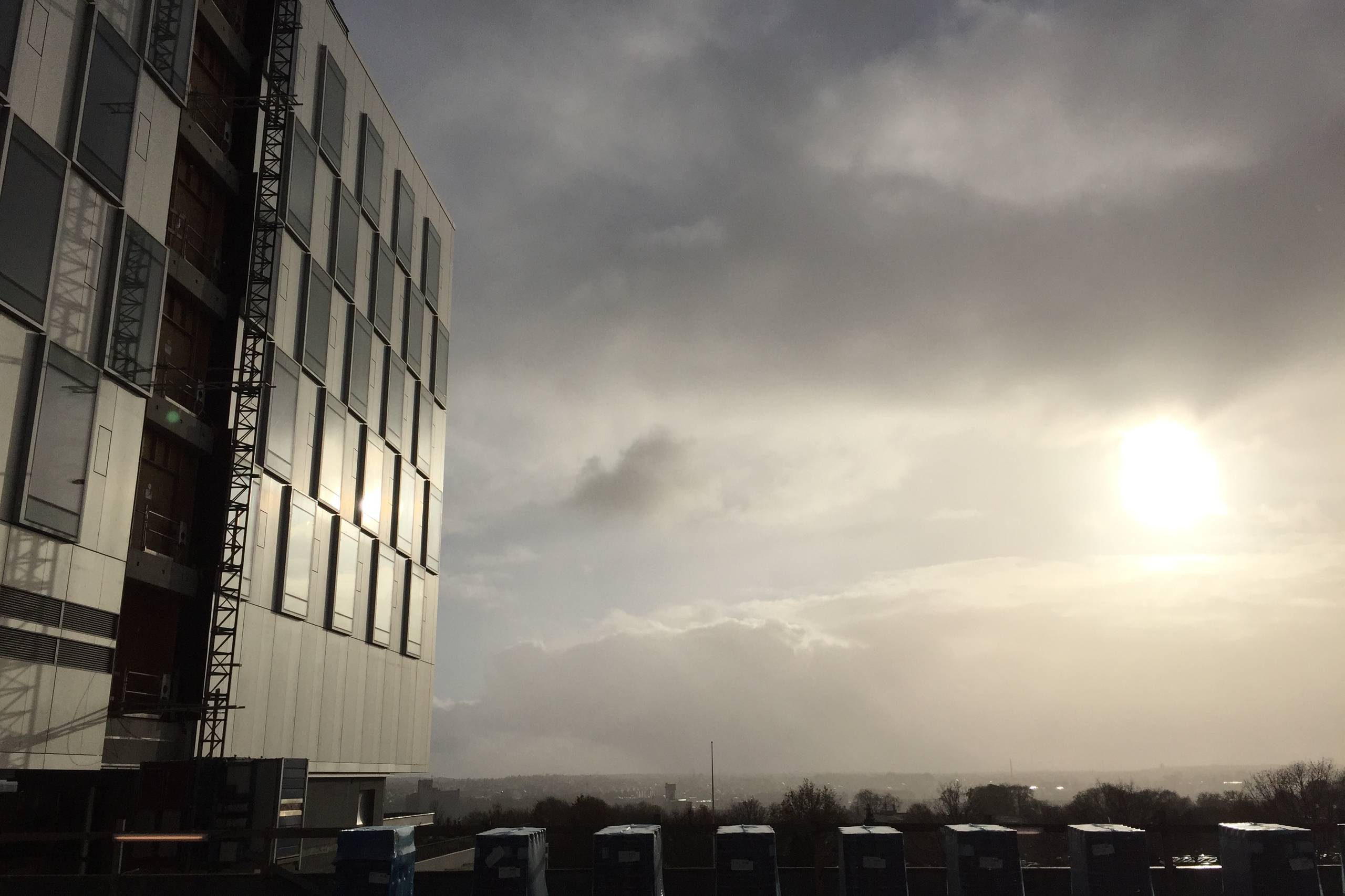 Hansen Group har blandt andet leveret modulopbyggede facader til en tilbygning på Kolding Sygehus og er nu ramt af en svindelsag i de svenske datterselskaber. Arkivfoto.