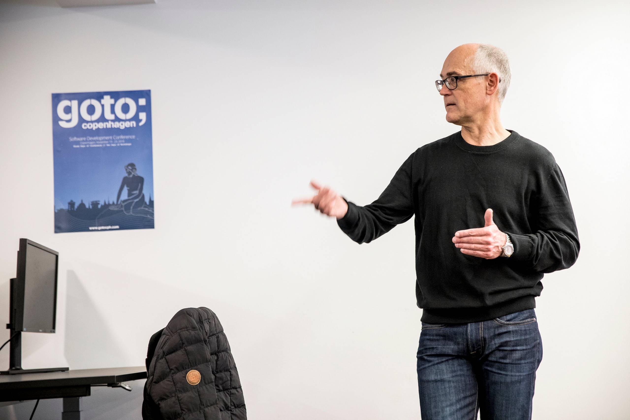  IT-guruen Danny Lange holder oplæg hos Trifork om kunstig intelligens og om maskinerne udkonkurrerer os mennesker i skarphed i fremtiden. Foto: Stine Bidstrup