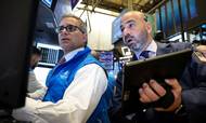 Aktiehandlere i aktion på New York Stock Exchange i begyndelsen af juni. Foto: Brendan McDermid/Reuters