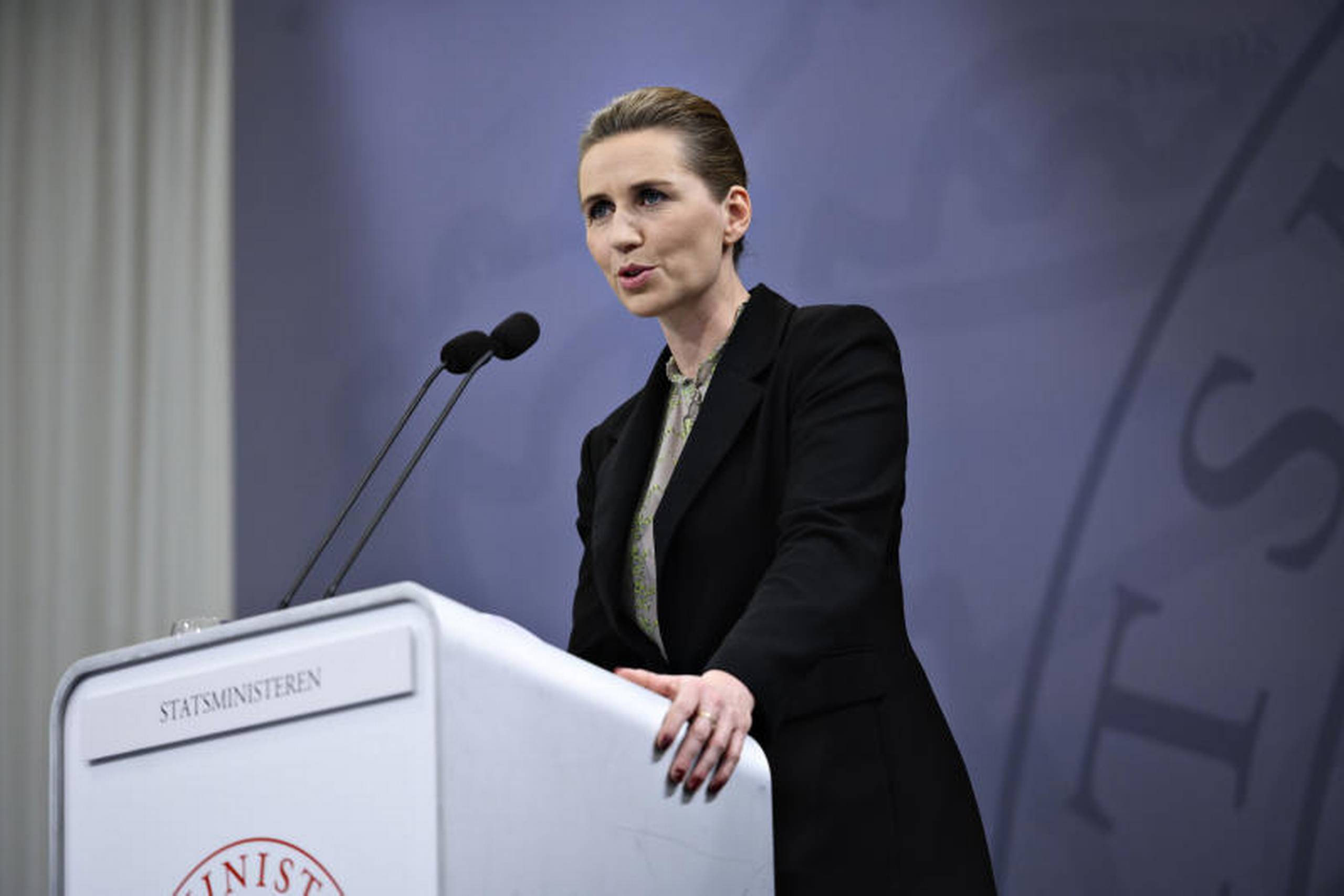 Statsminister Mette Frederiksen ved pressemødet om Covid-19 i Spejlsalen i Statsministeriet. Foto: Philip Davali/Ritzau Scanpix.