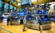 Flere korrektioner på aktiemarkederne kan være på vej i 2022. Foto: AP/New York Stock Exchange