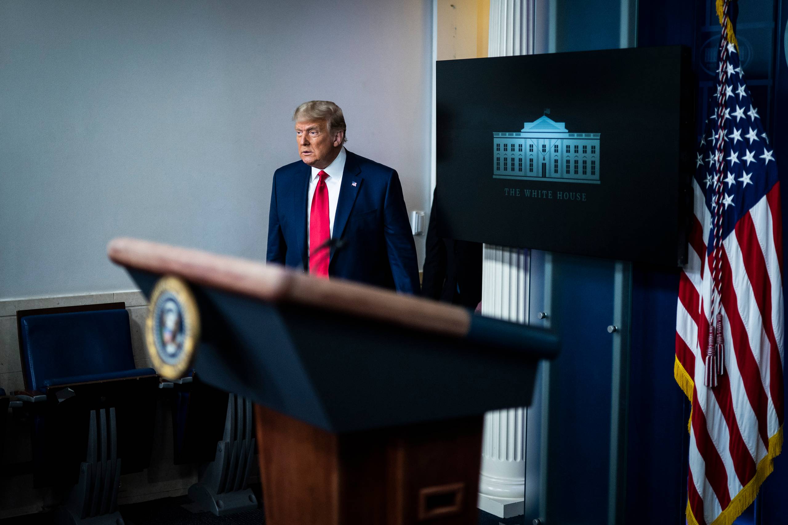 President Donald Trump arrives to speak in the James S. Brady Press Briefing Room at the White House on Tuesday, Nov. 24, 2020. Foto: Washington Post/Jabin Botsford