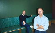 Direktør for Nuudays digitale brands, Jens Grønlund (forrest), og Eesy-direktør Anders Kjær Jensen fra lanceringen af TDC-ejede Eesy i august 2020.