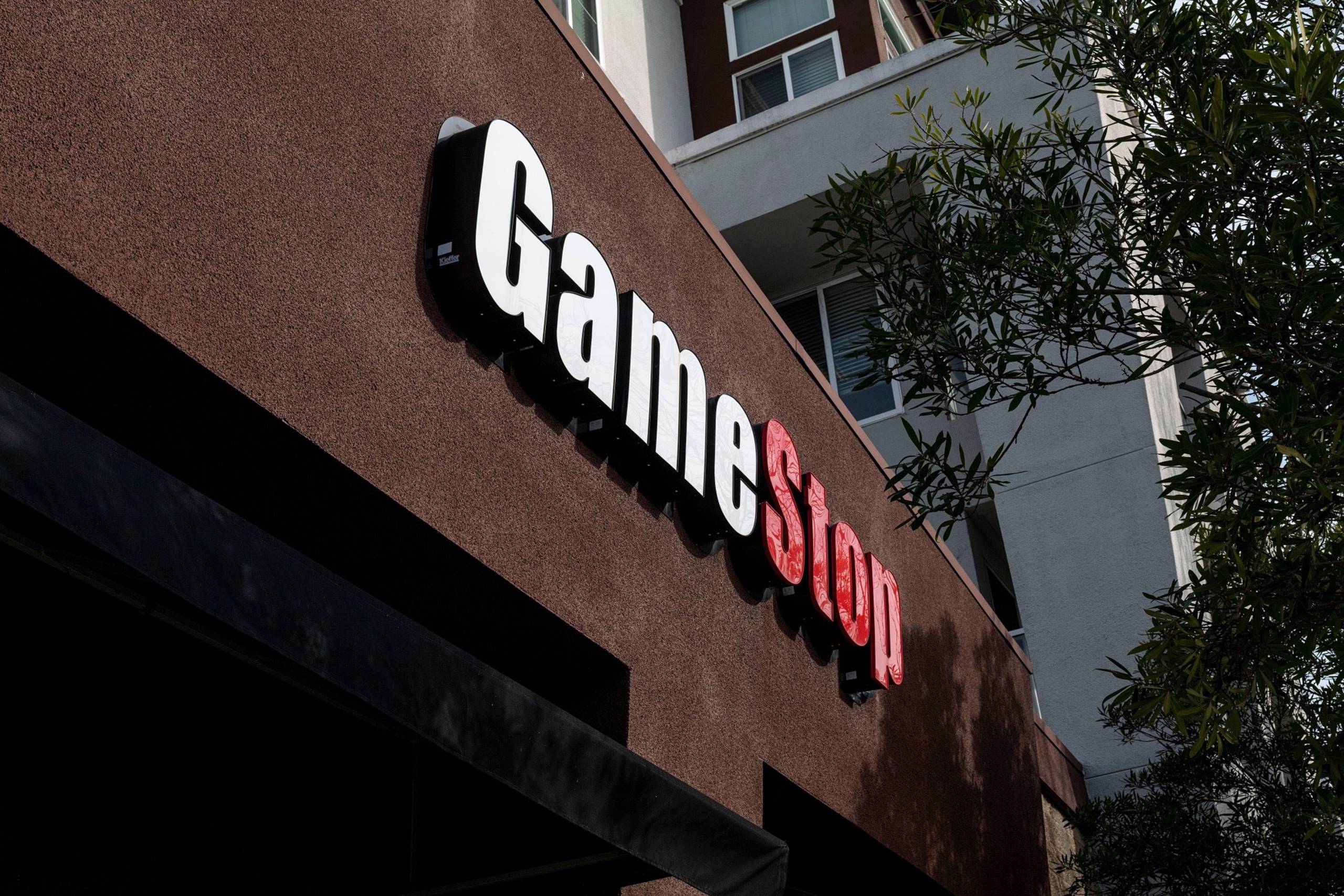 Signage on a GameStop store in Emeryville, Calif., on Jan. 27, 2021. Foto: Bloomberg/David Paul Morris