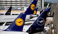 Lufthansa er det europæiske flyselskab, der har flest afgange til Asien, og den tyske flygigant frygter, at det ultimativt kan være presset til at flyve til og fra Asien med tomme flysæder og med økonomisk tab. Kai Pfaffenbach/Reuters.