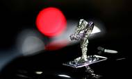 Den ikoniske maskot Spirit of Ecstasy eller Emily fotograferet på en Rolls-Royce. Foto: Gonzalo Fuentes/Reuters