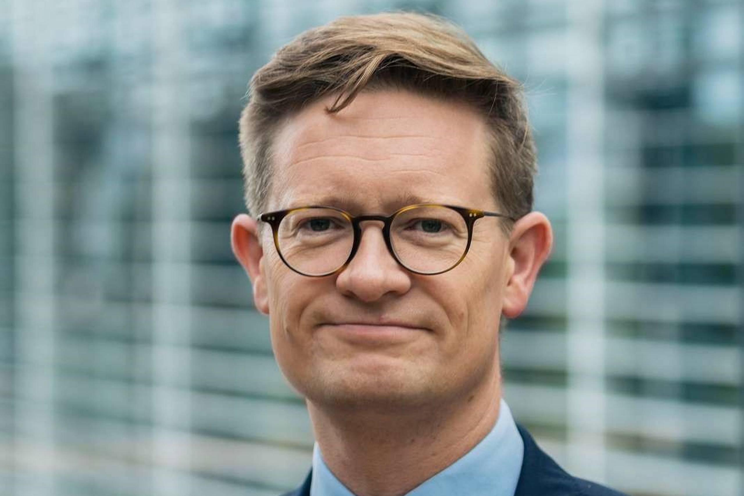 Jakob Bøss får ansvaret for Danske Banks arbejde med bæredygtighed, stakeholder-relationer, public affairs, kommunikation, marketing og branding. Han tiltræder stillingen i Danske Bank den 1. marts 2022. 