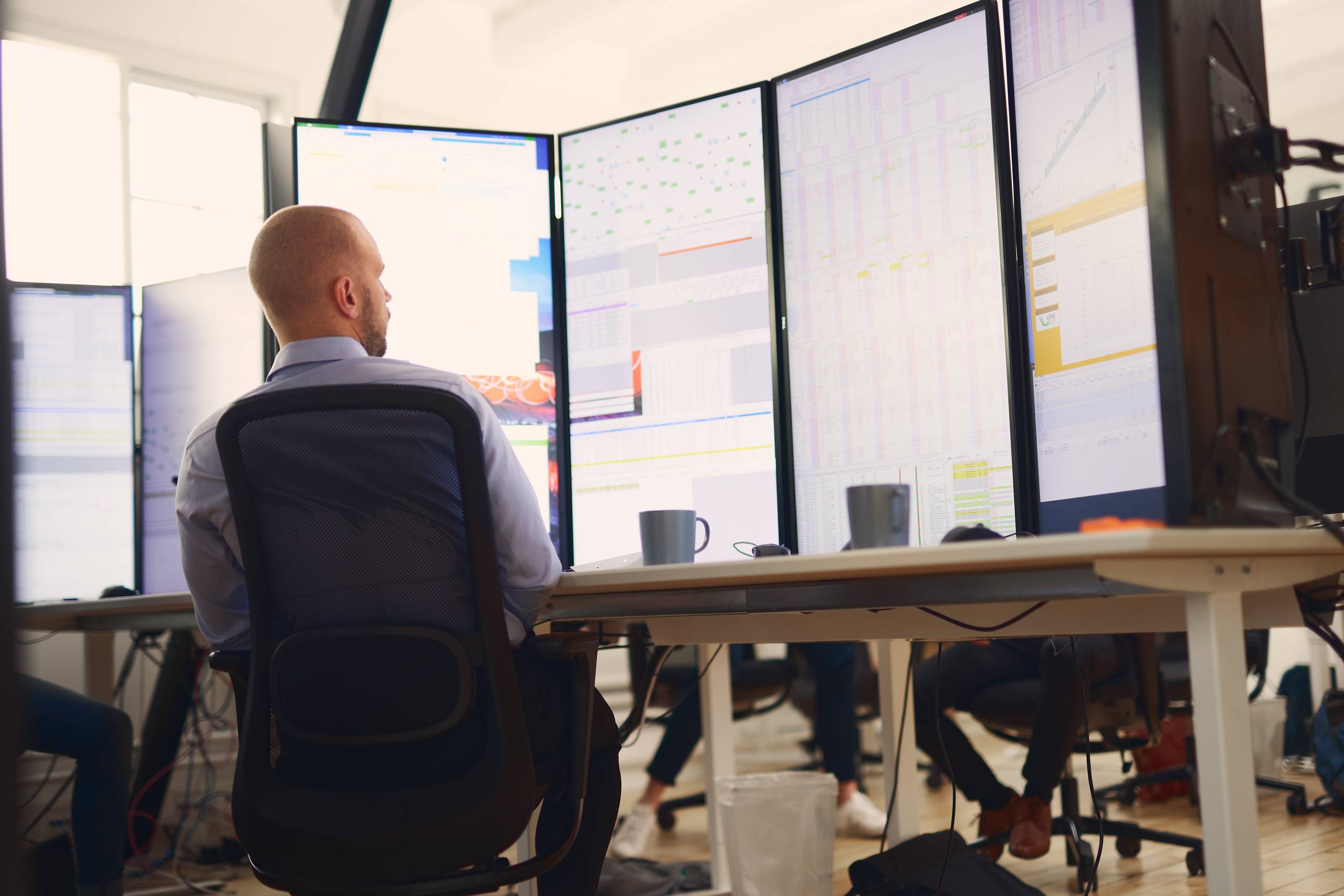 Aarhusianske Nitor Energy har mandag præsenteret sit første regnskab som energihandler. En milliardomsætning og et solidt resultat på bundlinjen giver tro på mere vækst, mener topchefen. Pressefoto: Grim Studio