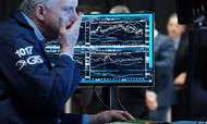 Høj inflation, stigende renter og geopolitisk usikkerhed har sendt aktierne nedad. Her New York Stock Exchange. Foto: Spencer Platt/Getty Images/AFP