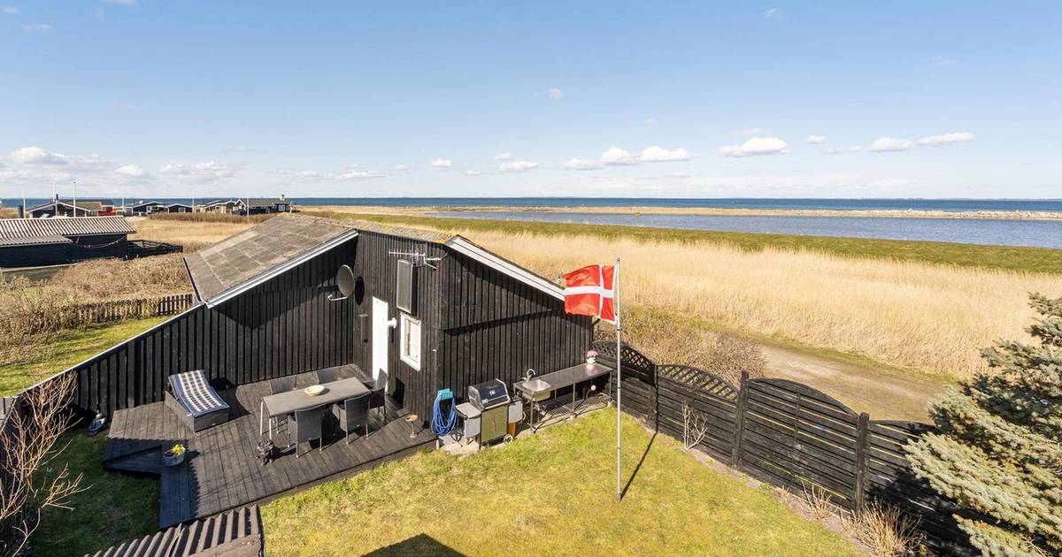 Første række Her er de billigste sommerhuse med havudsigt til salg