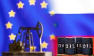 EU's embargo mod rolie og olieprodukter fra Rusland bidrager til at presse oliepriserne i vejret. Foto: Reuters/Dado Ruvic