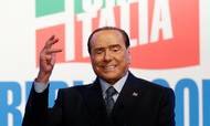 Meningsmålingerne spår en solid valgsejr til højrefløjen i Italien, hvilket kan bringe fhv. premierminister Silvio Berlusconi tilbage i magtens centrum. Foto: Reuters/Remo Casilli