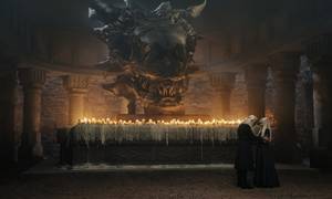 Tv-serien Game of Thrones, der kørte fra 2011 til 2019, genopstår med en 'prequel', altså en forhistorie til hovedfortællingen. House of Dragons til halvanden milliard kroner er blot seneste skud i den blodige streaming-krig. Foto: PR