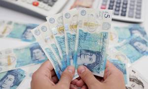 Værdien af britiske pund er på få dage faldet til det laveste niveau siden brexitkrisen.
Foto: REUTERS/Dado Ruvic