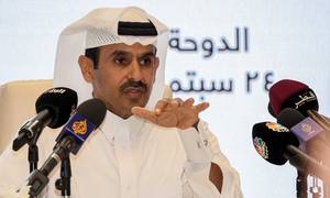 »Regeringer har hverken erfaringerne eller værktøjerne til at forhandle om køb af flydende naturgas,« siger Qatars energiminister Saad Sherida al-Kaabi. Foto: AFP/Karim Jaffaar