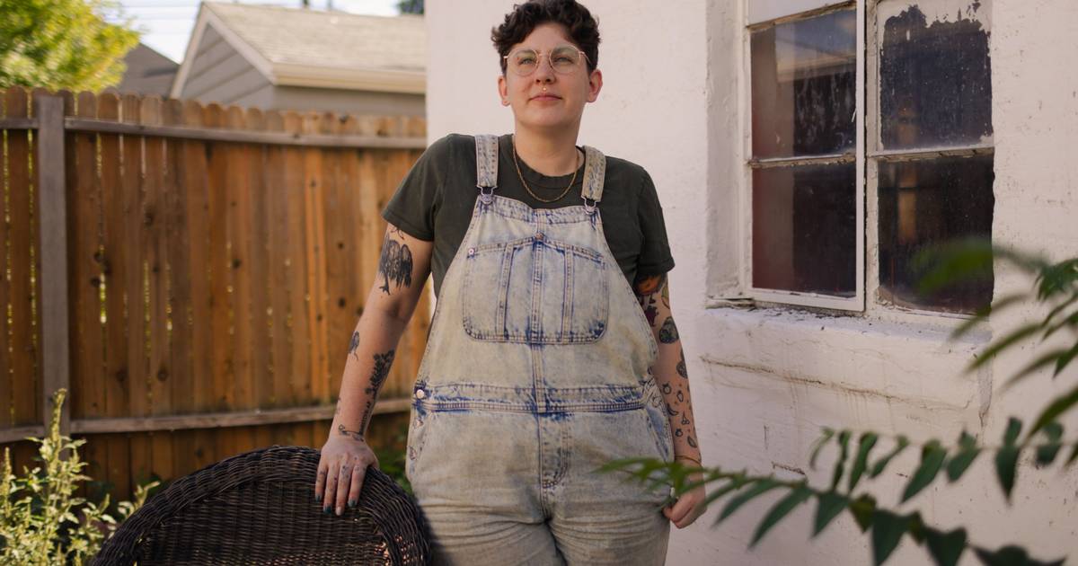 Indeed is offering $10,000 to trans workers who want to relocate - Finans