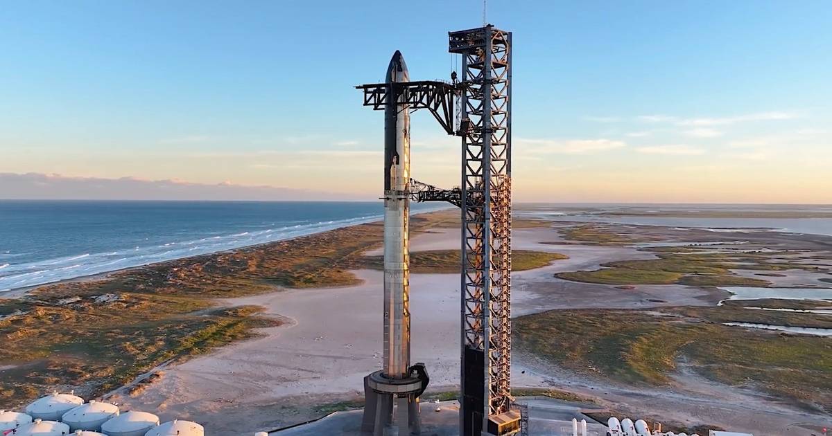 Elon Musk er klar til næste forsøg med gigantisk rumraket – første gang ...