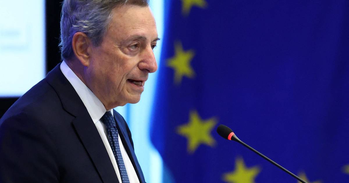 Draghi: EU bevæger sig så langsomt, at økonomiske svagheder øges - Finans