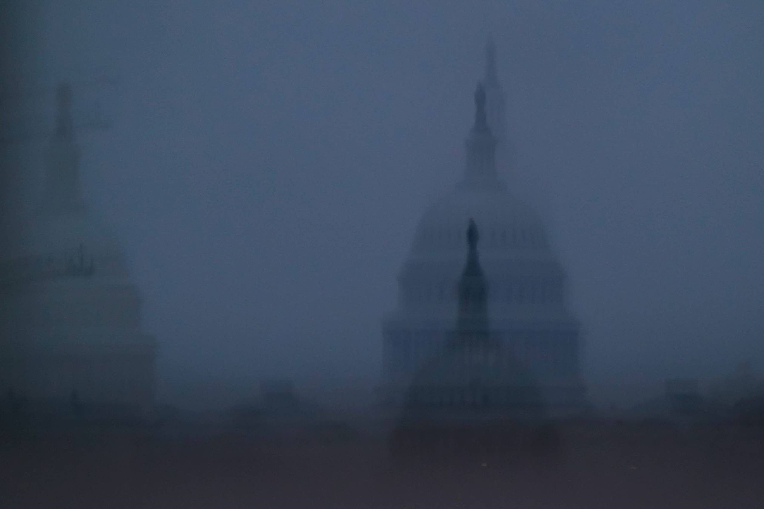Storbank om shutdown i USA:  Vi bevæger os mod ukendt farvand
