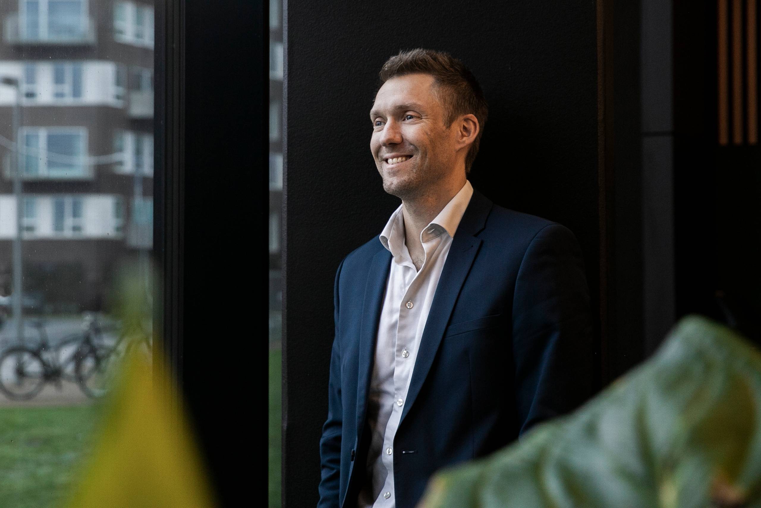 Mikrofond har overladt investeringerne til kunstig intelligens: Nu banker den konkurrenterne