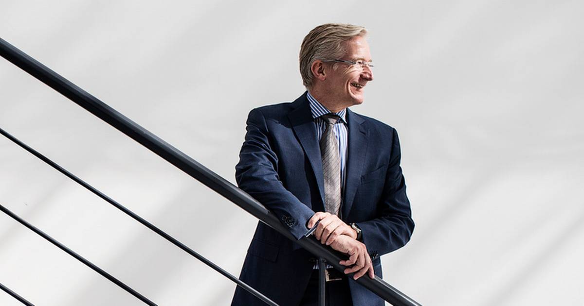 Som 21-årig brød Lars Rasmussen med familietraditionen og blev ...